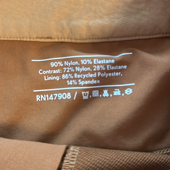 Outdoor Voices shorts size Small - Picture 6 of 6